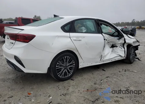 2023 Kia Forte Gt Line z USA, uszkodzony, nr VIN 3KPF54AD2PE640961